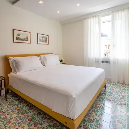 Πανσιόν Palazzo Gargiulo Luxury-adult Only *