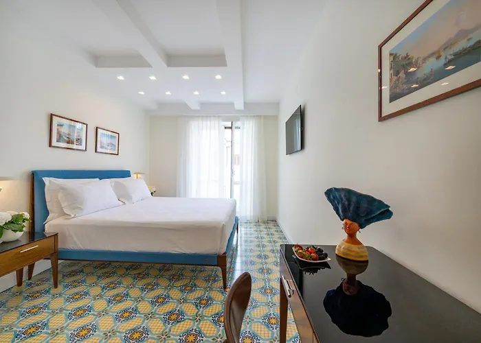 Palazzo Gargiulo Luxury بيت ضيافة