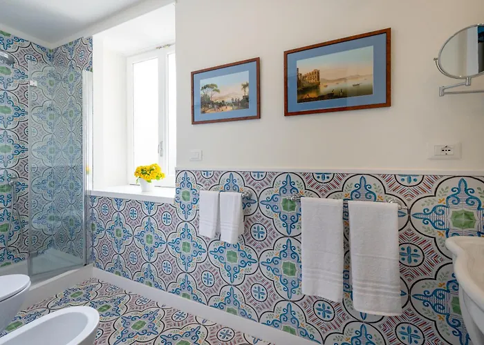 Palazzo Gargiulo Luxury بيت ضيافة